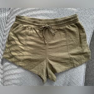 Universal Thread Khaki Women's Cargo Shorts
